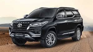 Toyota Fortuner available for rent with driver in Lahore.