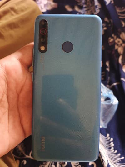 Tecno CAMON 12