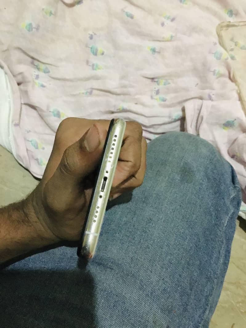 iPhone XS Max 2