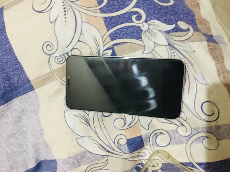iPhone XS Max 3