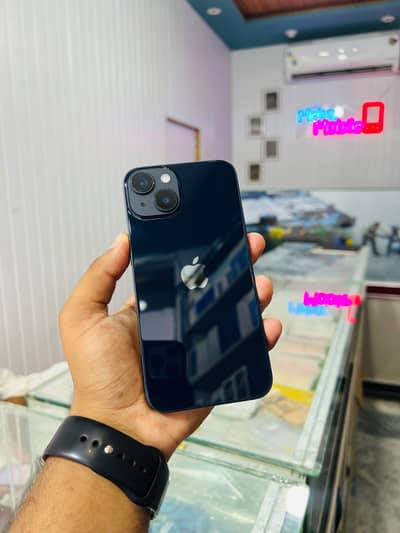 Apple iPhone 14