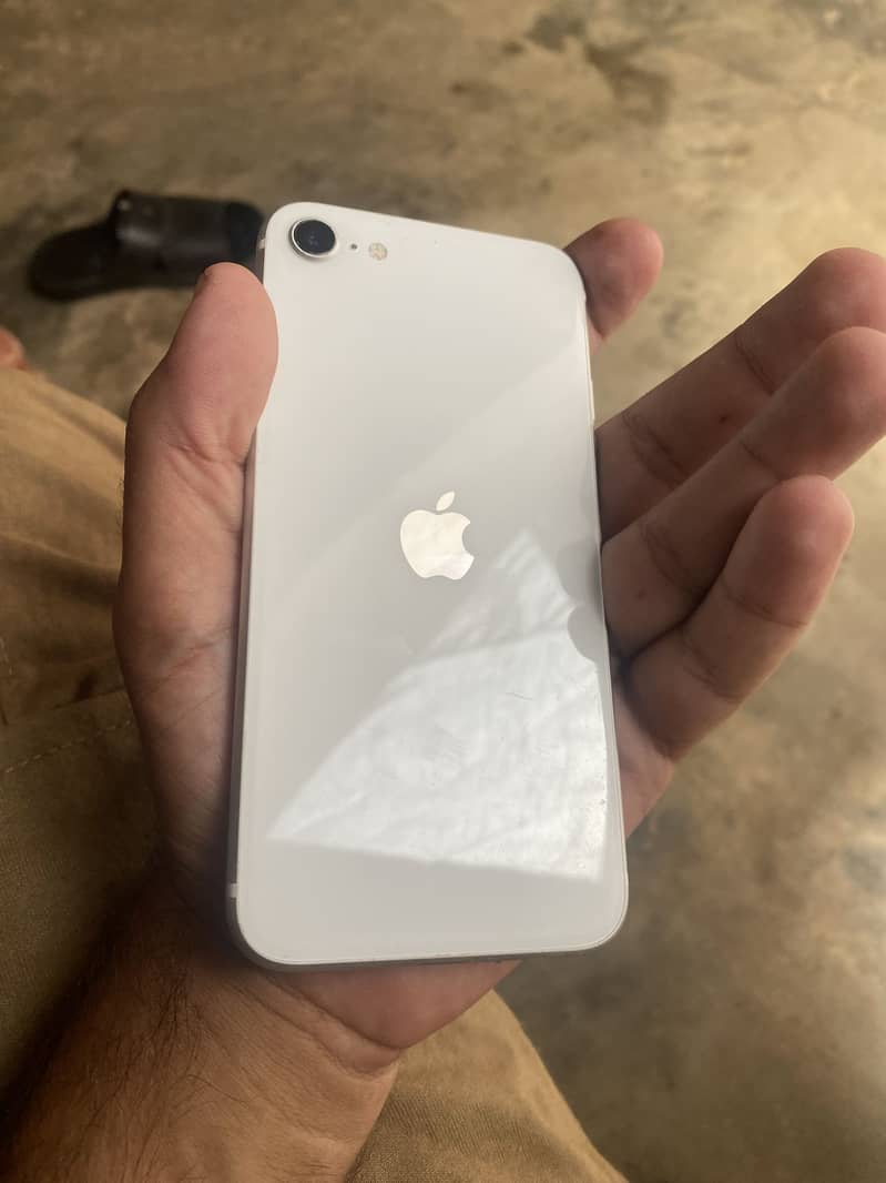 Apple iPhone SE 0
