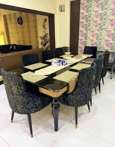 Dining Table With 8 Chairs Brand New Condition