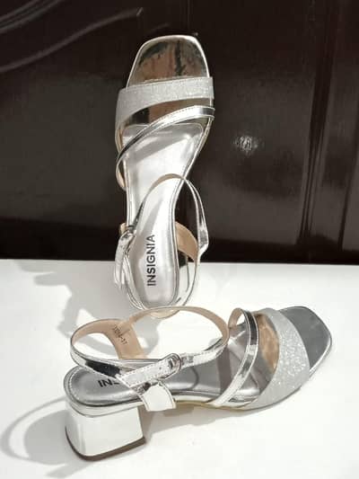 branded Formal silver beels