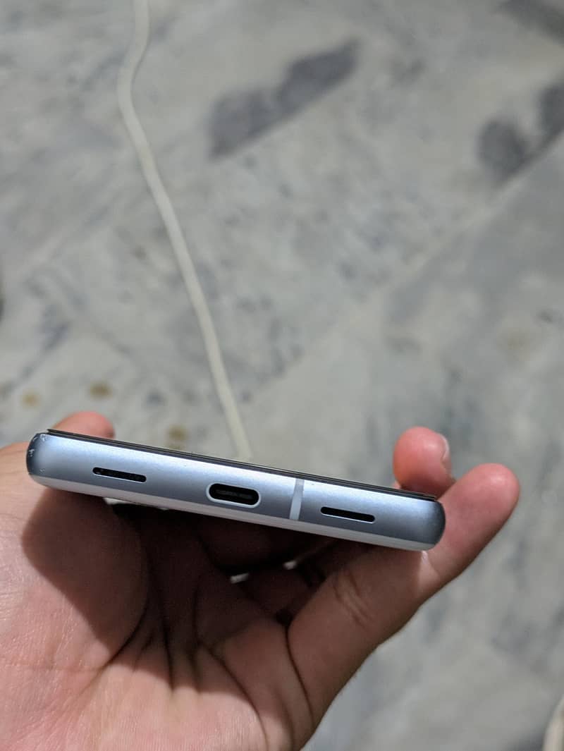 Google Pixel 7a 3