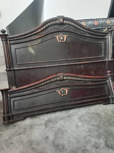 bed for sale condition. 10.09 sara ok ha jis na lana ho rabta kra