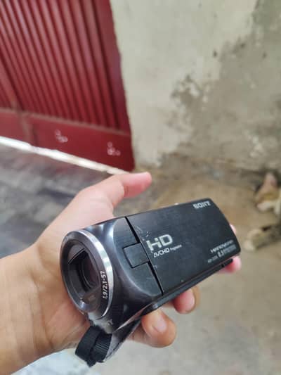 *Sony Handycam HDR-CX220 Full HD | For Parts/Repair | 30x Zoom
