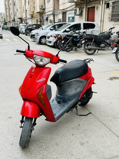 Suzuki petrol scooty 49cc