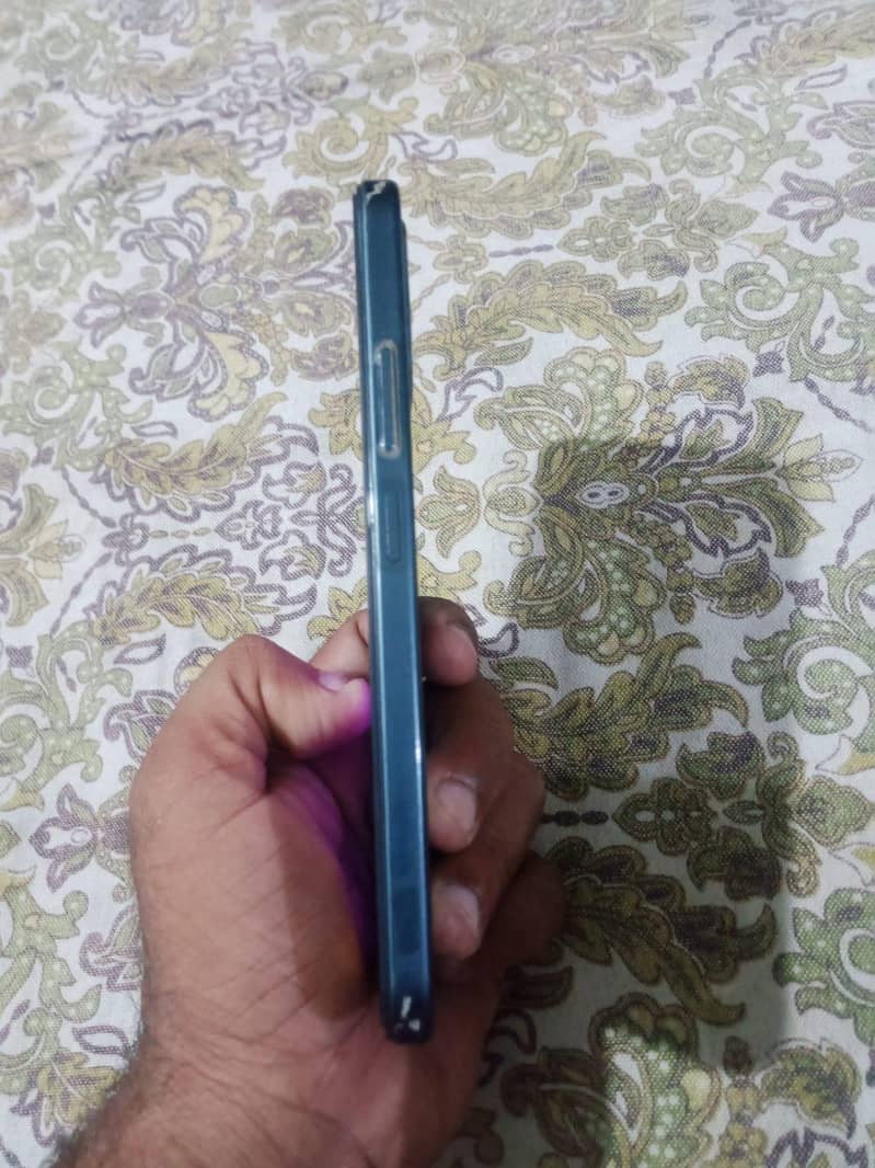 OPPO A6 1