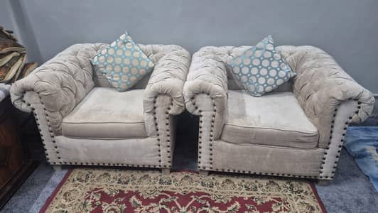 5 seater Sofa set in good condition with coushions