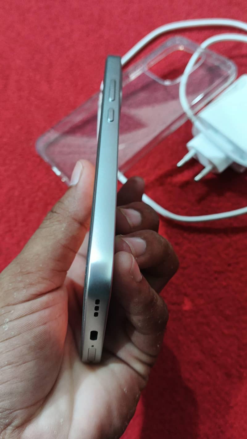 OPPO A6s Pro 3