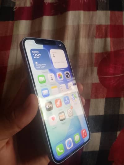 Apple iPhone 12