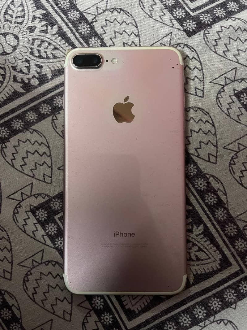 Apple iPhone 7 Plus 0