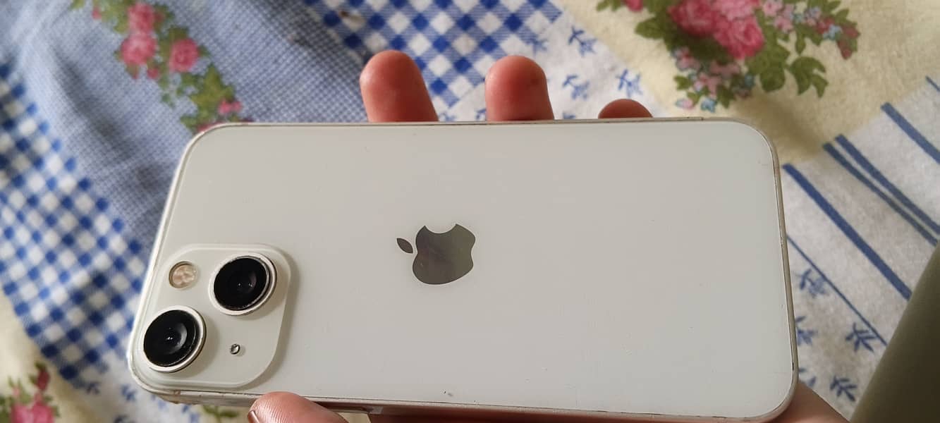 Apple iPhone 13 mini 4