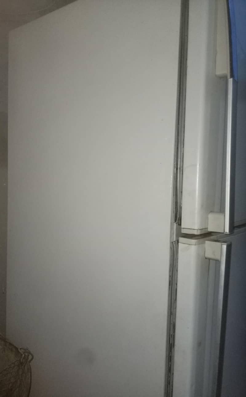Dawlance Refrigerator 2