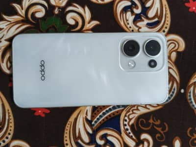 OPPO Reno13