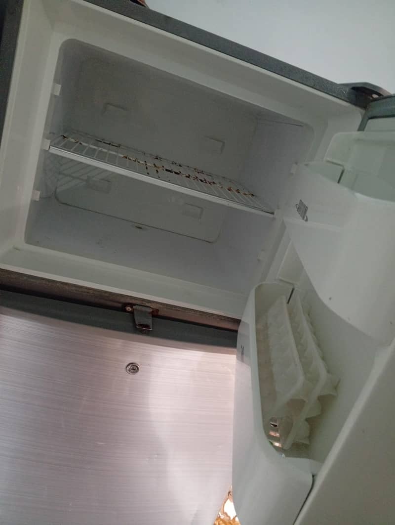 refrigerator 2