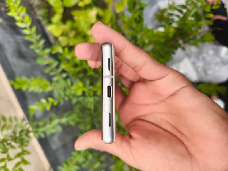 Google Pixel 7a 1