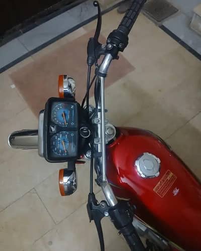 Honda 125cc bike WhatsApp number  03262889454