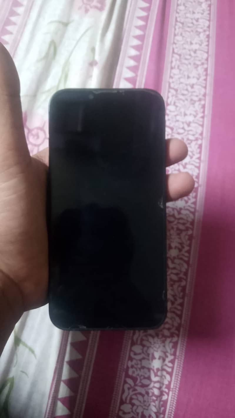 Apple iPhone 13 3