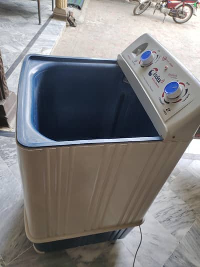 bilkul New h only 3 month used