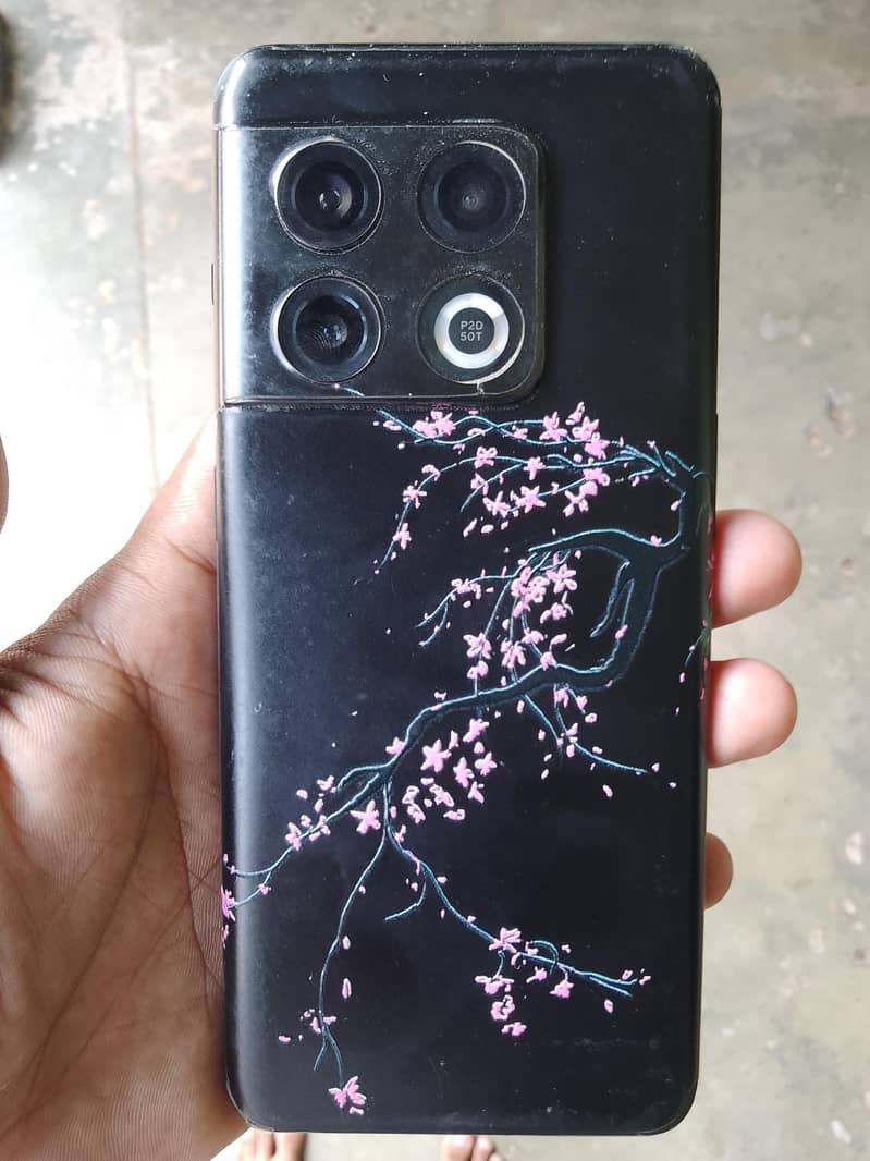 One Plus 10 Pro 3