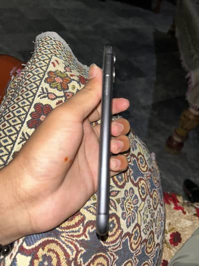 iPhone 11 pta approved