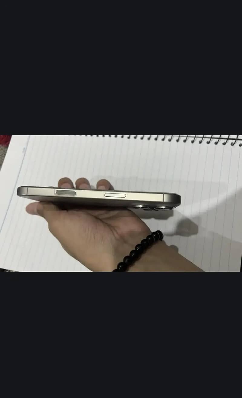 iPhone 16 Pro 5