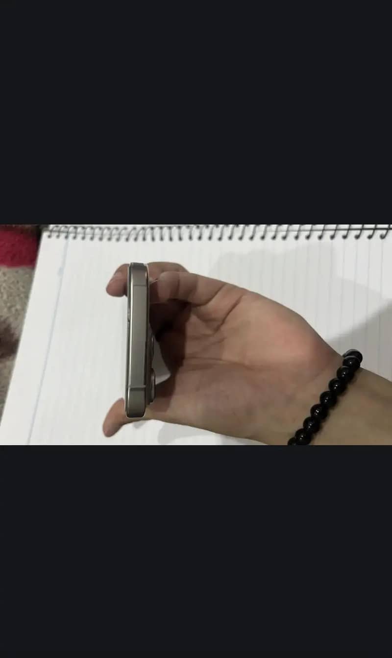 iPhone 16 Pro 6