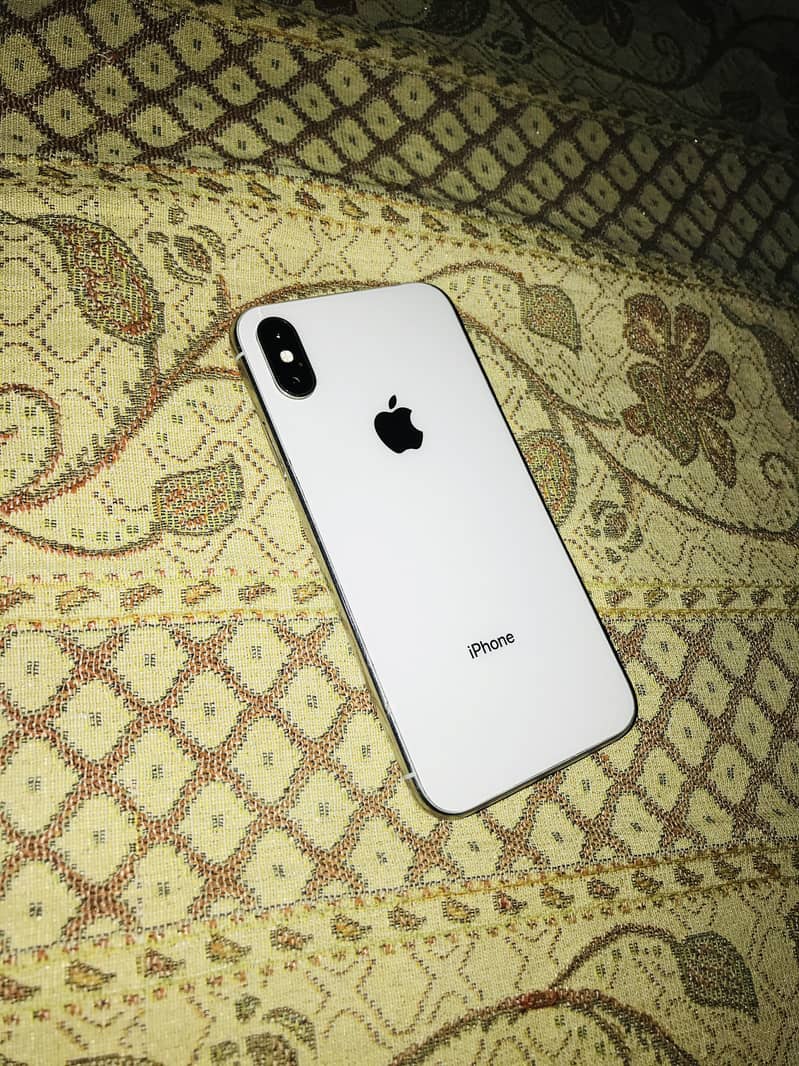 Apple iPhone X 1