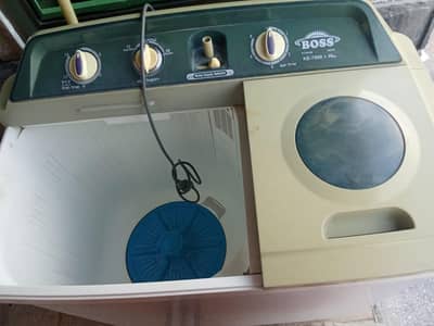 BOSS Washing Machine with Dryer