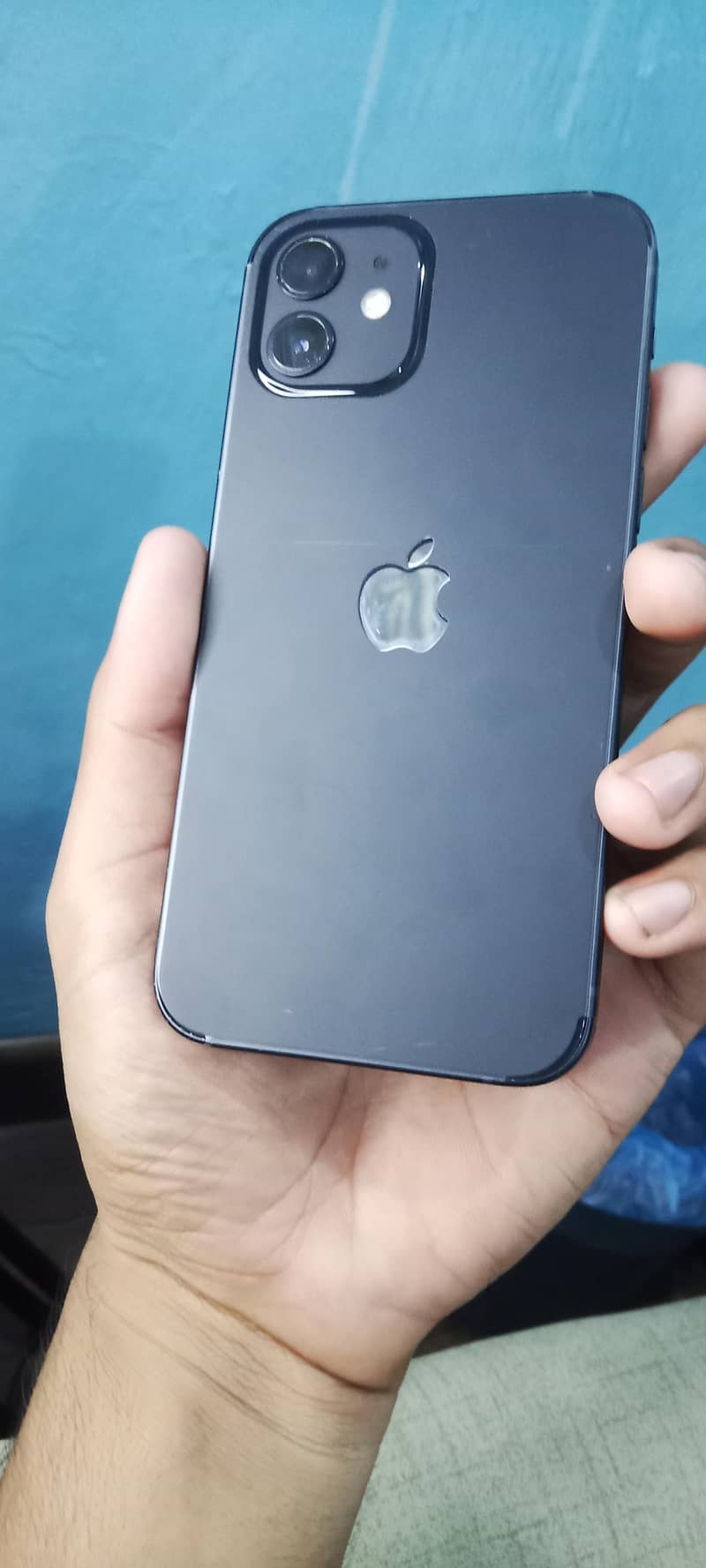 Apple iPhone 12 3