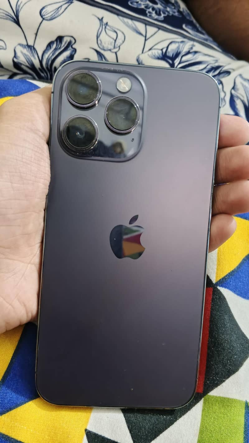 Apple iPhone 14 Pro Max 0