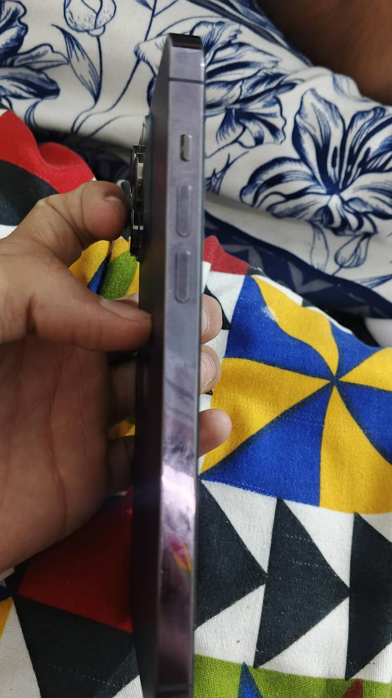 Apple iPhone 14 Pro Max 2