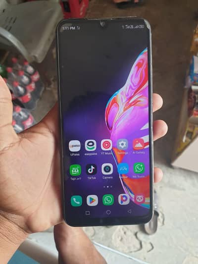 Infinix Hot 10