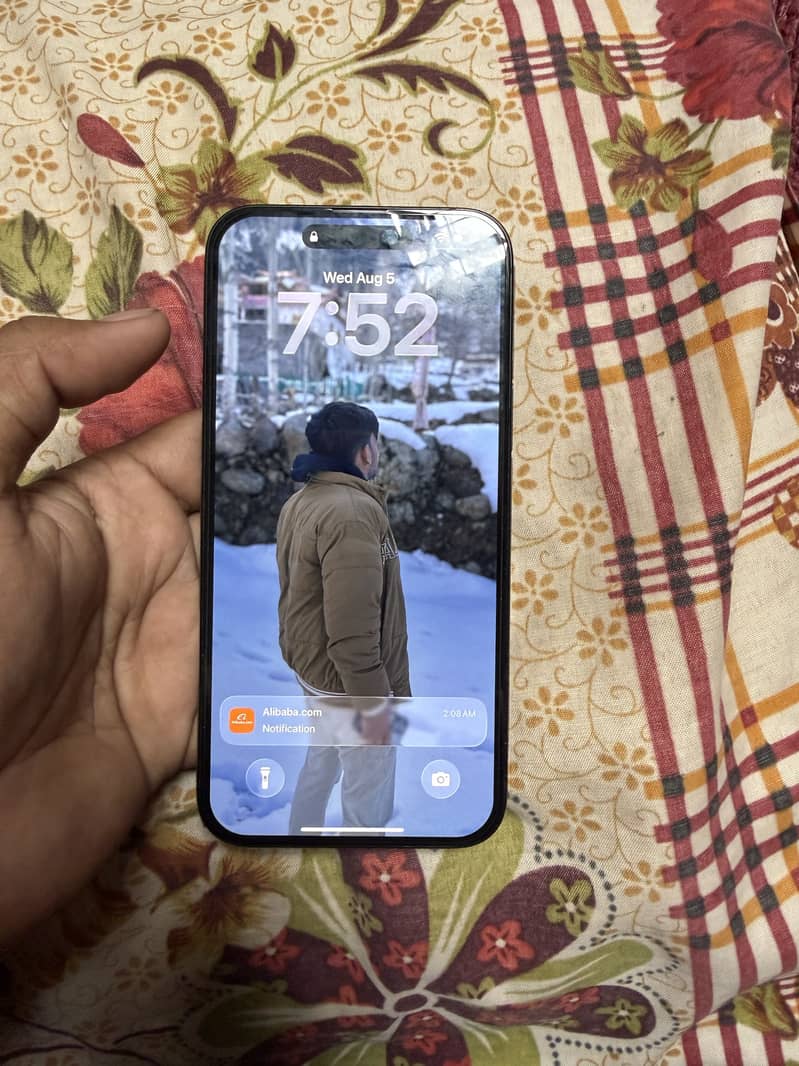 Apple iPhone 15 plus 0