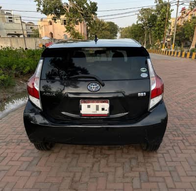 Toyota Aqua G 2015