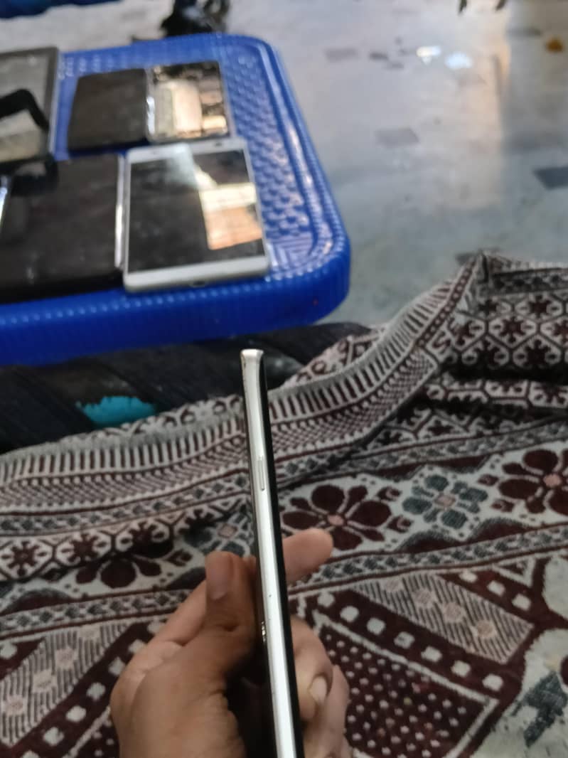 Samsung Mobile Note5 3