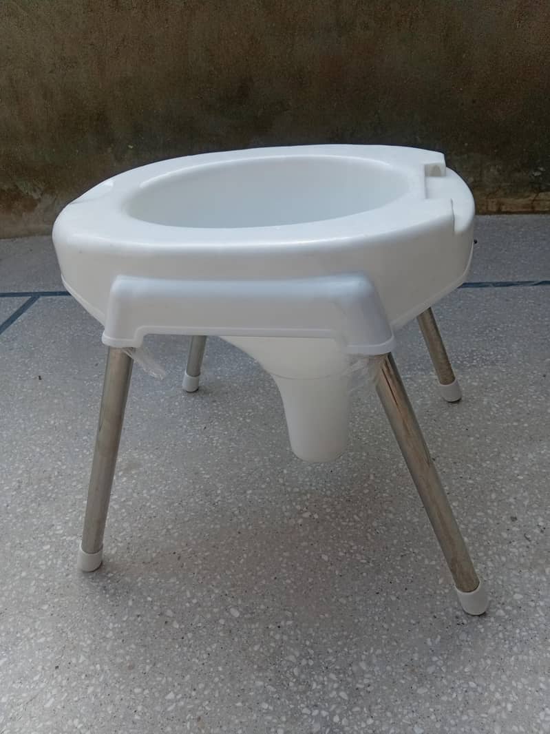 Commode chair 0
