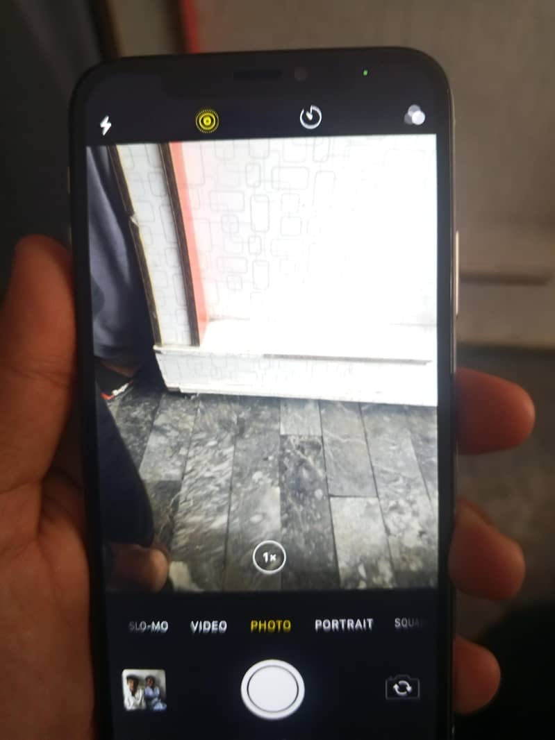 Apple iPhone X 0