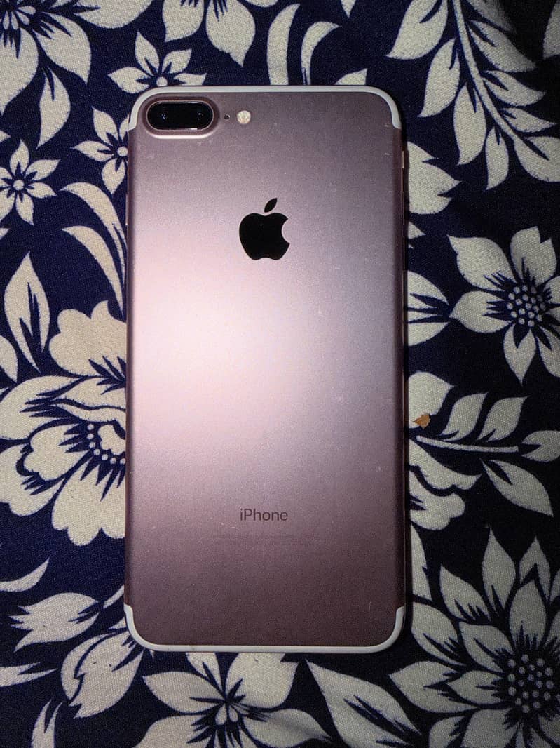 Apple iPhone 7 Plus 0