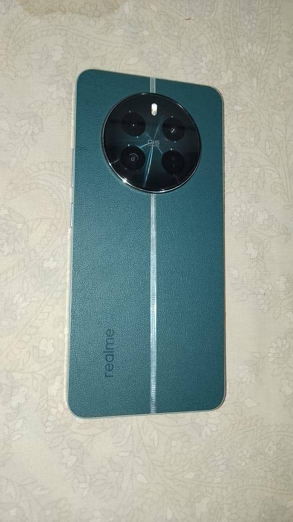 Realme 12 Plus 1