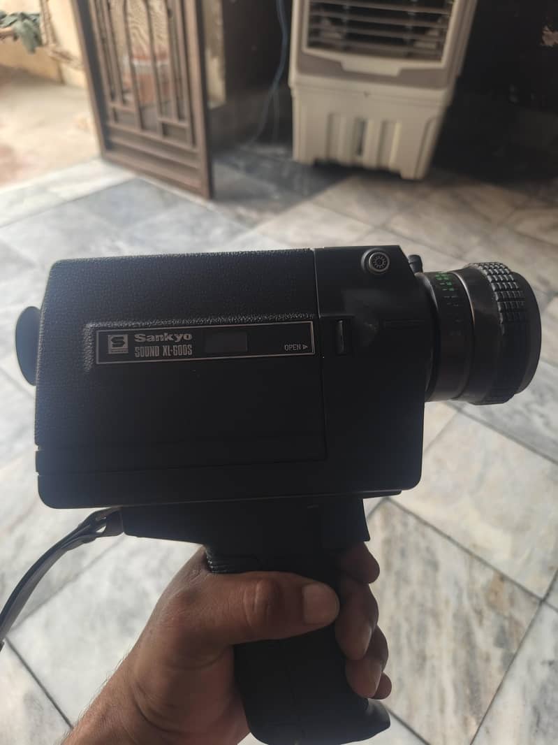 camra 1