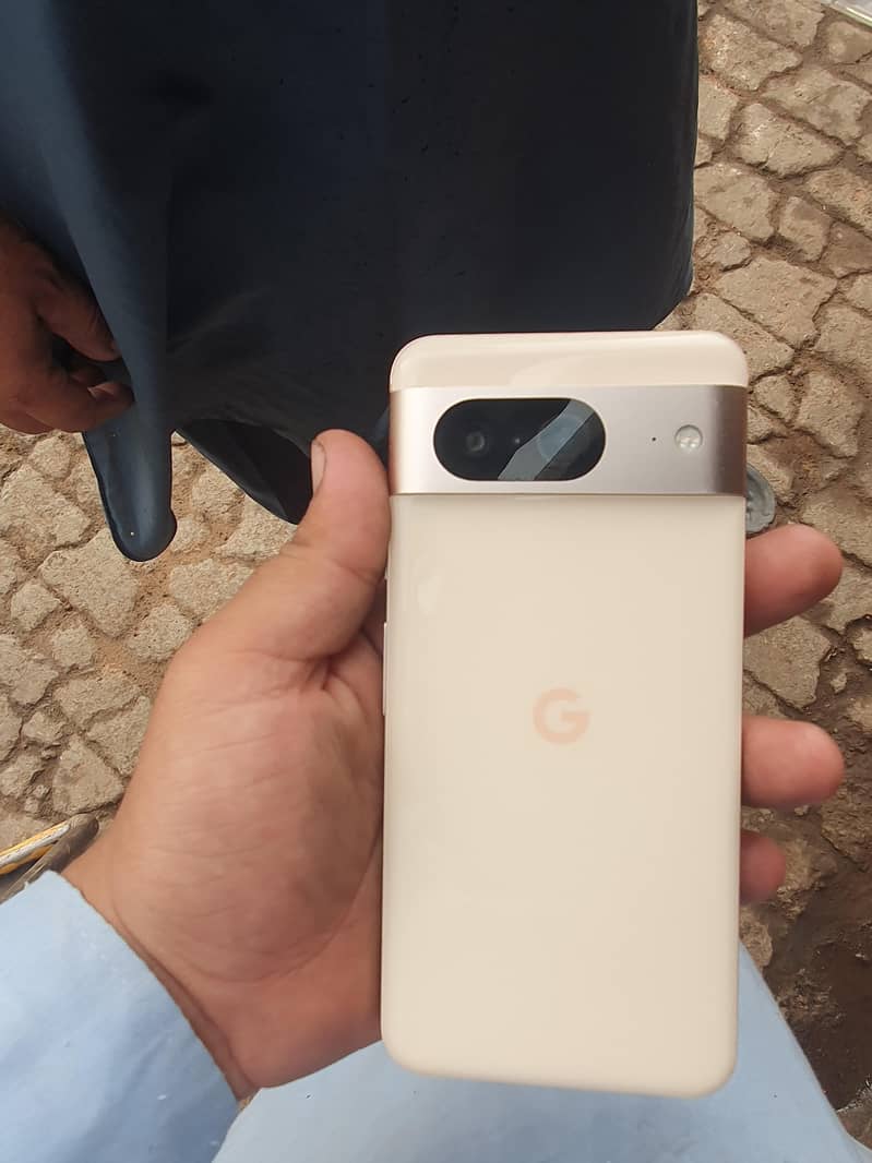 Google Pixel 8 5