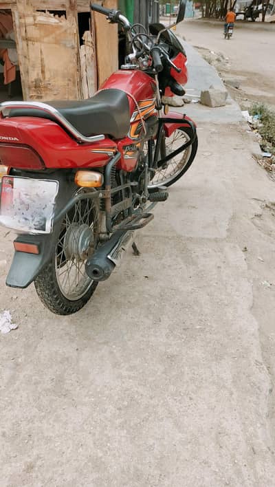 Honda pridor