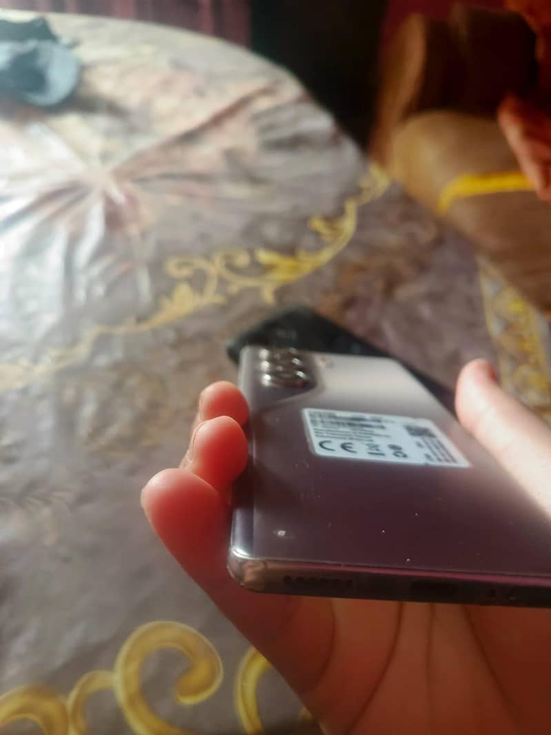 Tecno CAMON 40 Pro 1