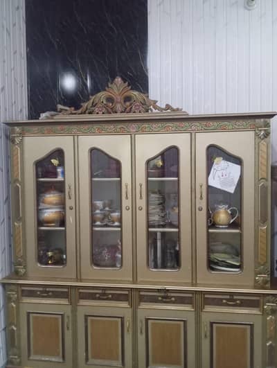 showcase and 2 side tables