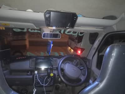 Nissan cliper