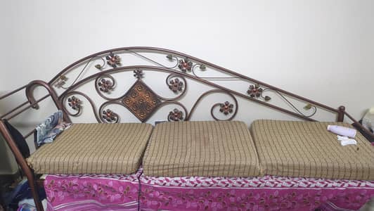 3 Seater Dewan Soofa Available For Sale In Reasonable Price