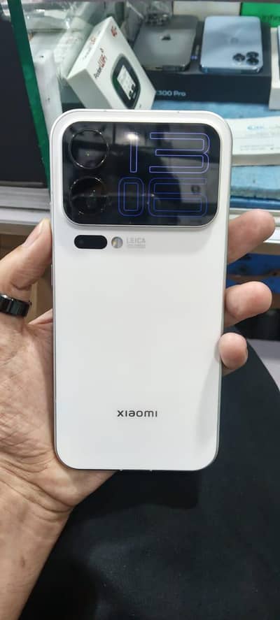 xaiomi 17 pro max 16/1000Gb complete box non pta non active